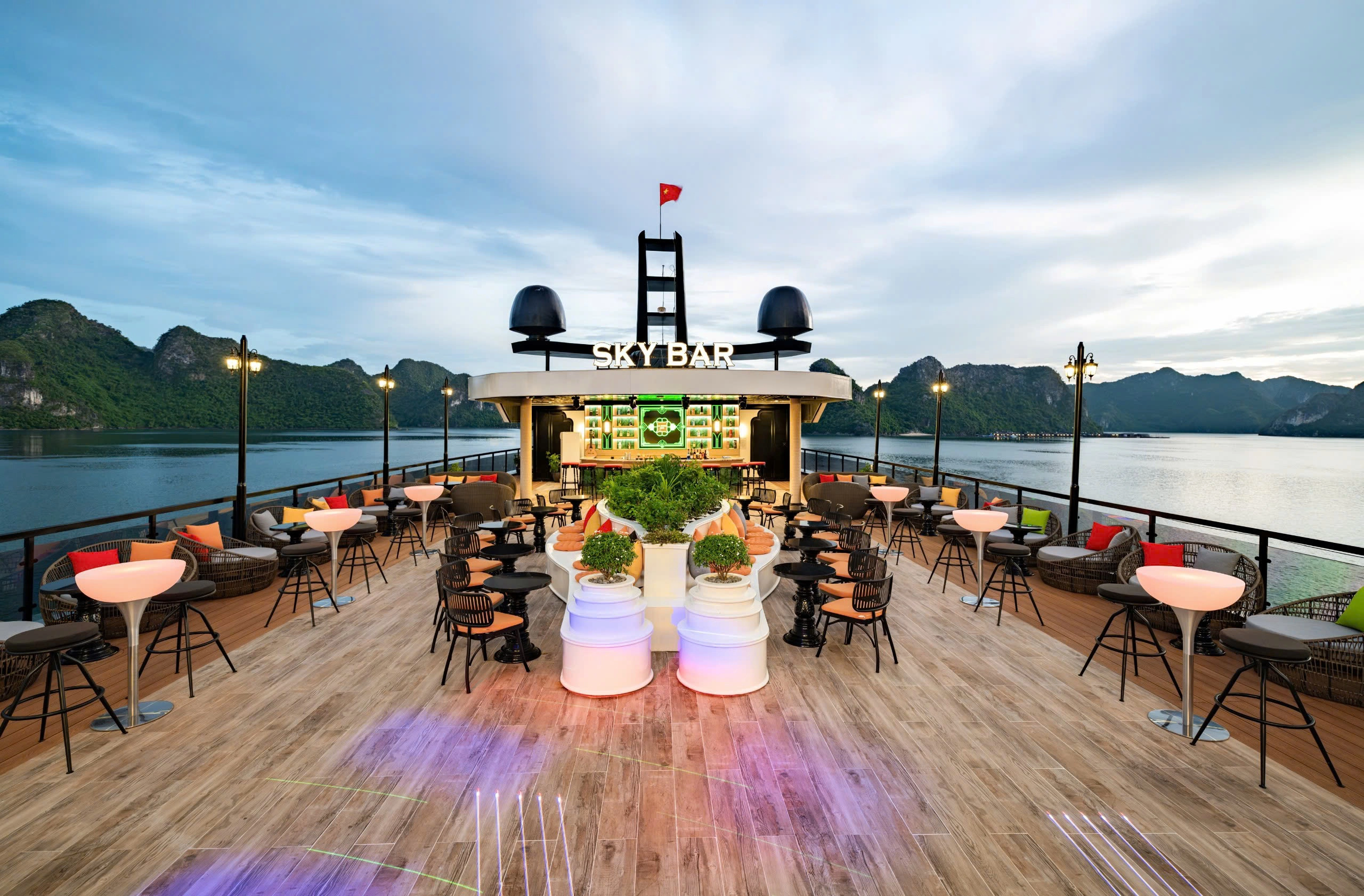 2D1N tour | Explore Halong Bay in 6-star La Casta Star Cruise